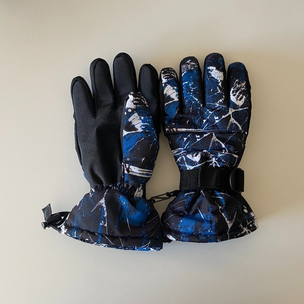 ski gloves